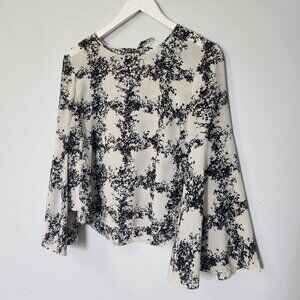 $5 LAST CALL! CLUB MONACO // Floral Blouse